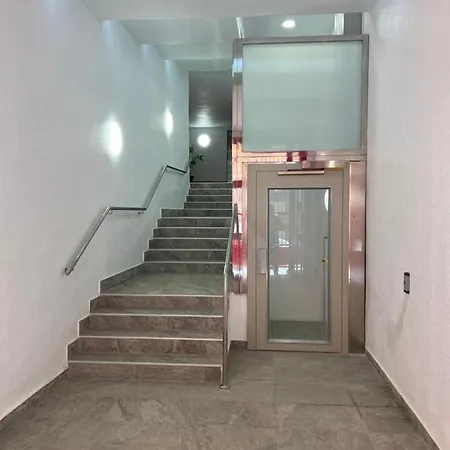 Big One Bedroom Next To Beach. Apartmán